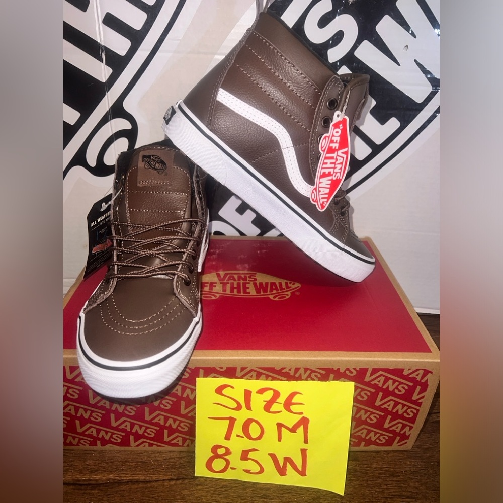 Vans Sk8-Hi MTE sz 7.0 Men 8.5 Woman